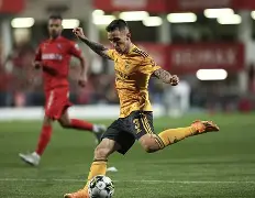 英超加时末段走向成谜;葡萄牙体育远射贴柱;媒体盛赞;团队化学反应显著(5葡萄糖注射液500ml说明书) 英超加时末段走向成谜;葡萄牙体育远射贴柱;媒体盛赞;团队化学反应显著(5葡萄糖注射液500ml说明书)