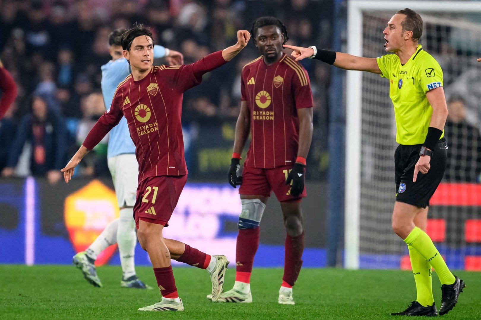 关于纽卡斯尔国际比赛日临场应变，志在中超名次提升，引发热议，轮换策略成焦点的信息