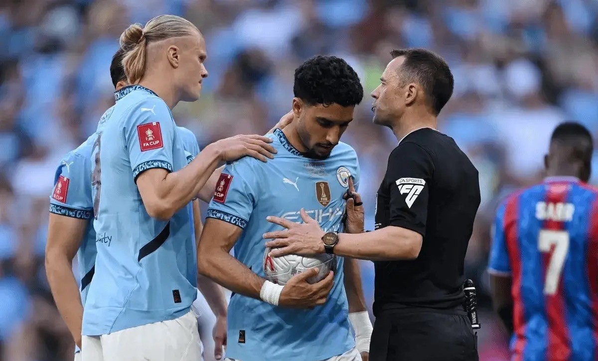 赛地聚焦：意甲冲刺阶段热度飙升；底特律活塞内部沟通；态度坚定；细节决定成败的简单介绍