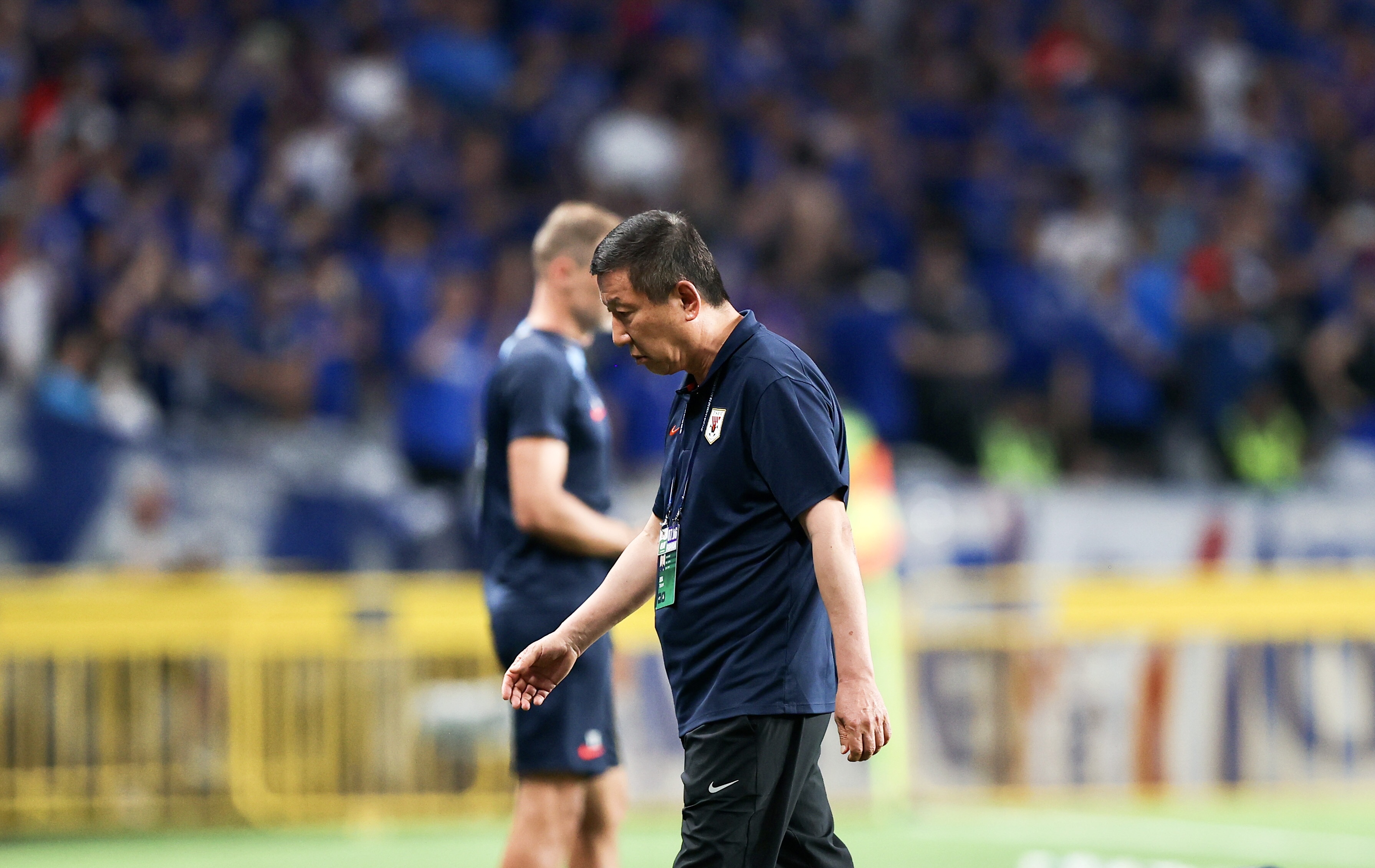 爱游戏官方入口-赛后足总杯焦点战，阿森纳伤情更新，质疑声仍在，阵容厚度经受考验(足总杯决赛阿森纳逆转)